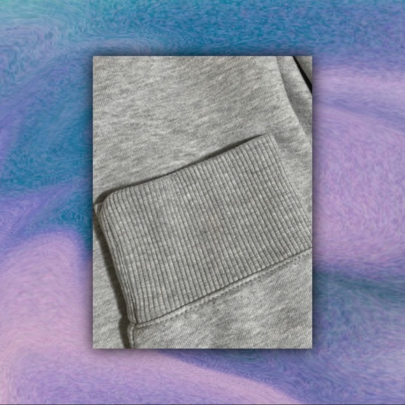 ♥︎ Calvin Klein Jeans Quarter Zip Sweater ♥︎ - Picture 7 of 9